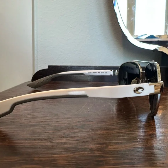 COSTA polarized sunglasses - Picture 9 of 10
